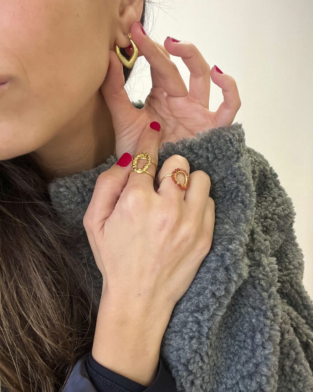 Pendientes aros en forma de gota