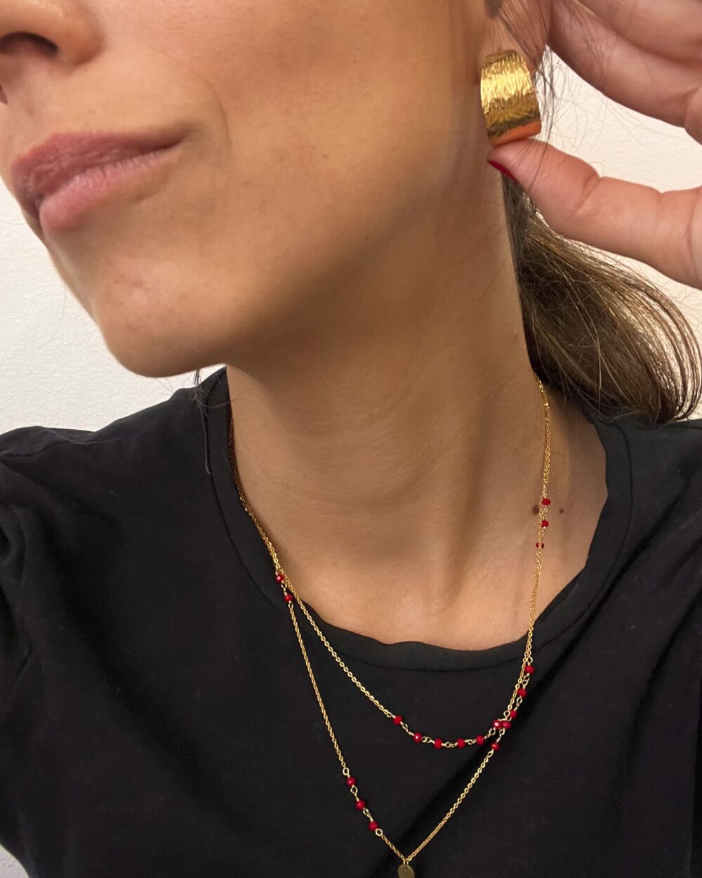 Pendientes aros anchos y líneas rugosas